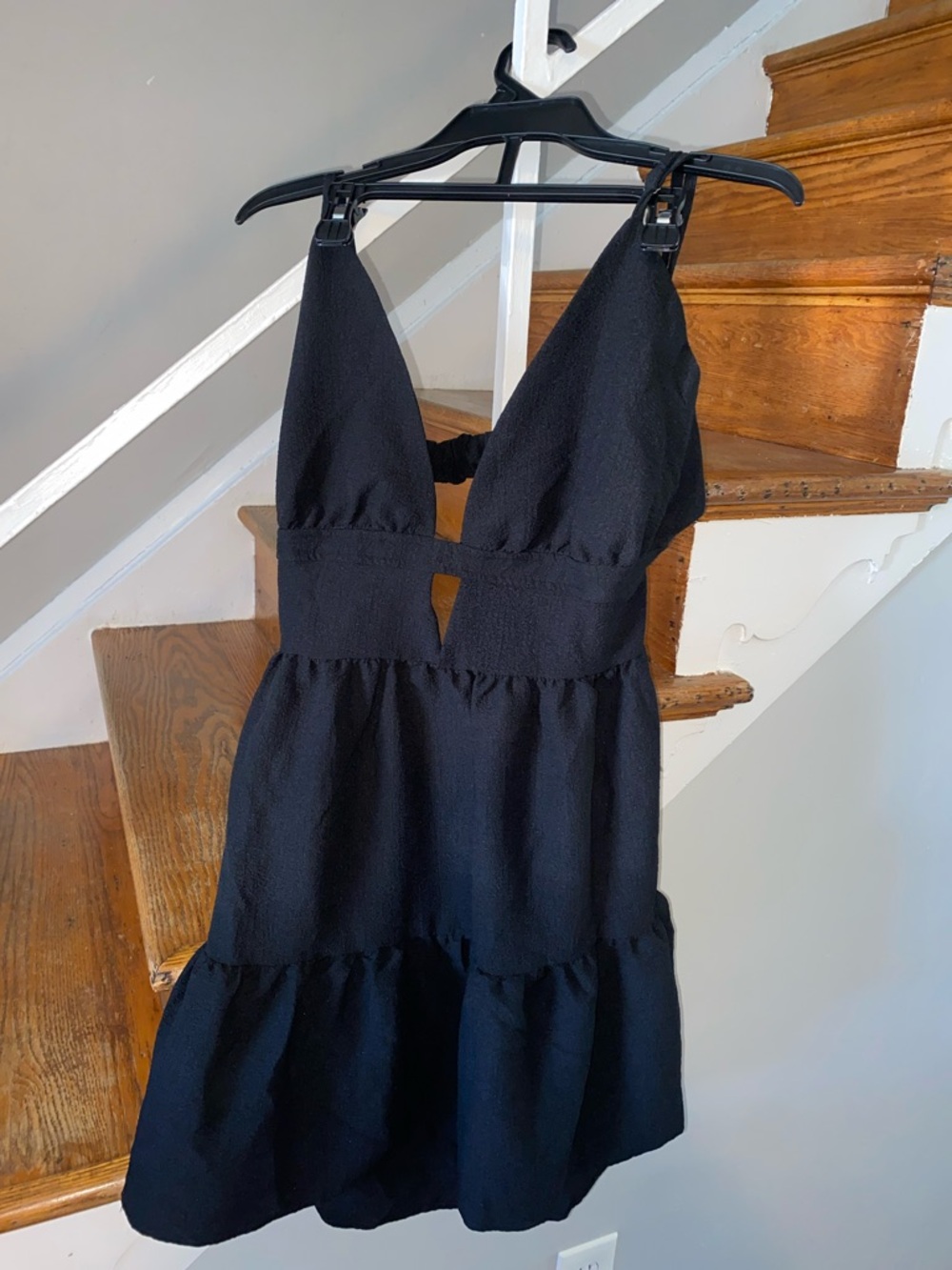 SHEIN Black Dress Cutout V-Neck Tiered Mini